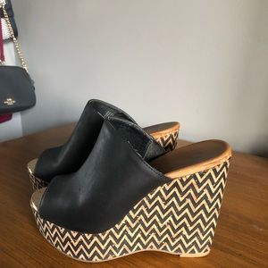 Aldo wedges